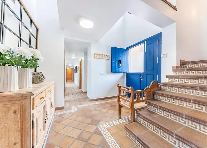 Lucentum Villa